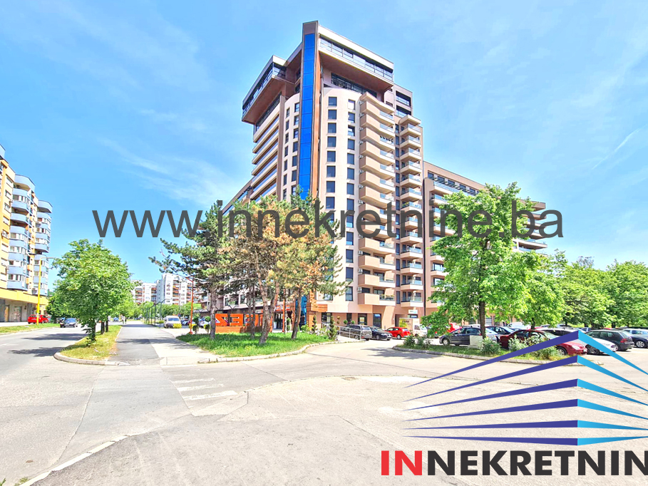 Atraktivan poslovni prostor površine 79 m2, Heez, Sjenjak, Tuzla