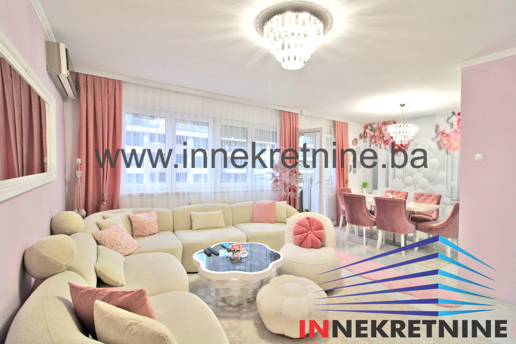 Atraktivan trosoban stan površine 97 m2, Sjenjak, zgrada Bingo, Tuzla